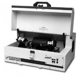 Hình 2 5 Máy nghiền năng lượng cao SPEX 8000D Mặc dù trong máy nghiền hành tinh 1