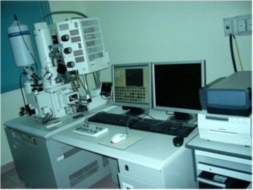 Hình 2 9 Hệ thống FESEM S 4800 Từ ảnh SEM kích thước hạt trung bình có thể 7