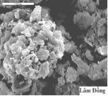 Hình 2 8 Ảnh SEM của bentonit Lâm Đồng và Bình Thuận trước khi hữu cơ hóa 7