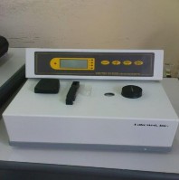 Cân đ i ệ n t ử 4 s ố l ẻ Hình 2 3 Beáp đun caùch thuûy Hình 2 4 Máy đ o pH 11