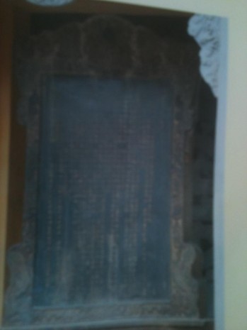 Bia thần tích Tứ Phủ Voi đá ngựa đá Khánh đá Sập đá tại hiên hậu cung 2