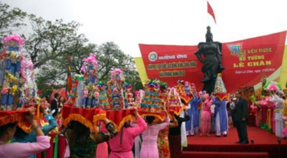 Lễ dâng hương Màn trống hội 8