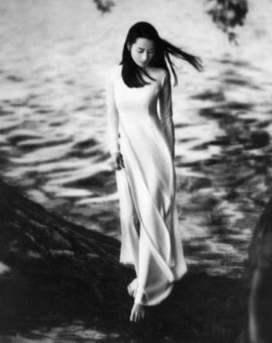 Áo dái trắng của nữ sinh Áo dài làm đồng phục của Nữ tiếp viên hàng 4