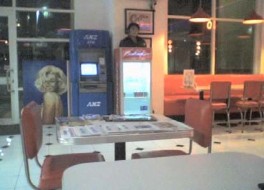 MỘT SỐ HÌNH ẢNH VỀ SẢN PHẨM CỦA NHÀ HÀNG Hình 1 Minestrone soup Hình 2 After 8