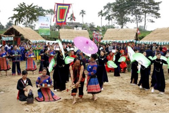 Lễ hội văn hóa Chè Thái Nguyên Di tích cách mạng ATK Định Hóa TÀI LIỆU THAM 13