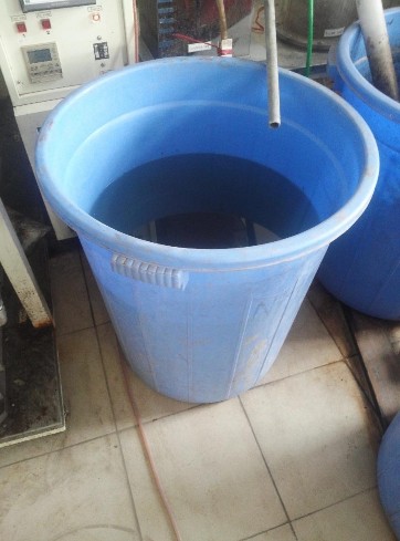 Thùng chứa nước thải sau xử lý Thùng chứa nước thải đầu vào 3