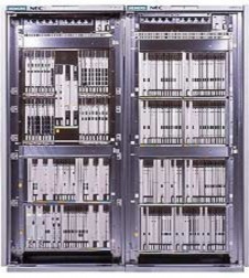 RNC 750 dễ dàng tương thích với tất cả các chuẩn UMTS đặc biệt là 3GPP bởi 2