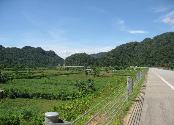 Đường thông tin trao đổi buôn bán… và các tác động tiêu cực … là gì 6