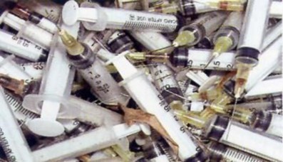 Hình 1 3 CTNH phát sinh từ y tế 1 1 3 2 Thành phần của CTNH công nghiệp Dung 3