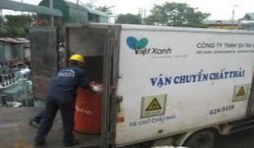 Hình 3 3 Xe vận chuyển CTNH Công ty TNHH Thương mại xử lý môi trường Thái 1