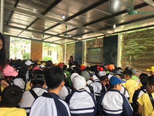 Thầy và trò trường THCS Văn Đức thị xã Chí Linh Tỉnh Hải Dương Học tập 2