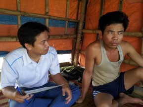 Hình 10 Phỏng vấn anh Dương Đức Tài – Trưởng thôn Vĩnh Khương xã Yên Sơn 6