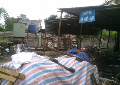 Hình 3 3 Khu vực tập kết chất thải rắn của CSSX Jappa 1