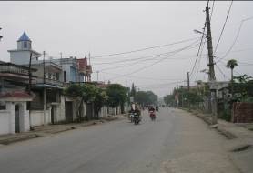 Ảnh 05 Hệ thống đường giao thông xã Thịnh Lộc Ảnh 06 Chợ giao thương Thị 5