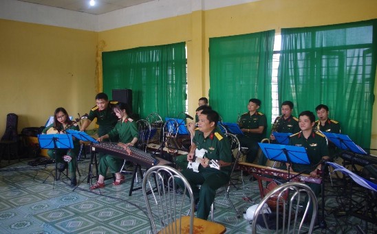 Hình 2 10 Một buổi luyện tập hội diễn 2018 của Đội Nhạc Đoàn Văn công QK3 14