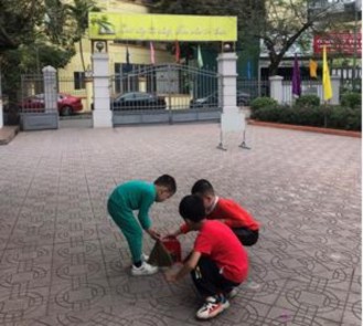 Bài tập 3 Quét lá sân trường 20