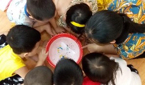 HOẠT ĐỘNG CỦA TRẺ TRONG QUÁ TRÌNH THỰC NGHIỆM Nuôi Cóc – MN05 Giờ ăn – MN05 7