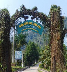 Hình 1 2 Sơ đồ vị trí VQG Xuân Sơn  Vị trí địa lý Vườn Quốc gia Xuân 2