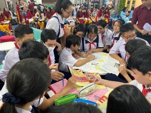 Hoạt động trải nghiệm giờ học địa lí tại trường THPT Trần Đại Nghĩa 5