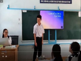 Hình 3 5 HS Trường THPT Phùng Khắc Khoan Hà Nội trình bày sản phẩm dự án tìm 6