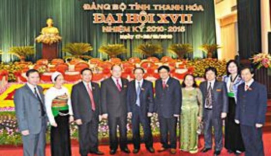 Đồng chí Nguyễn Văn ChiUVBCT Chủ nhiệm UBKT Trung ương và các đồng chí lãnh 2