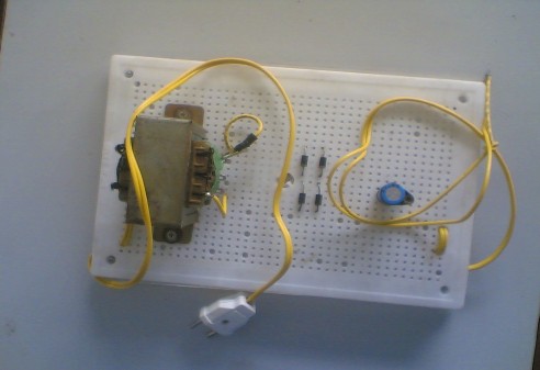 Hình 1 Biến điện dùng để biến dòng điện xoay chiều thành dòng điện một 1