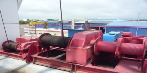 Hình II 2 3 Tời khoan Catwork là một đoạn đường dốc thoải nằm bên cạnh các 15