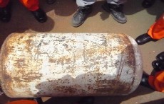 Hình II 2 10 Guide Shoe Hình II 2 11 Cần khoan doa 2 3 3 Cấu trúc dưới tháp Là 22