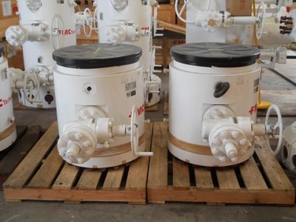 Hình II 3 1 Casing head Adapter lắp đặt trên Casing Head dùng để lắp đặt BOP 1