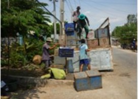 G Vận chuyển cá lóc bằng xe kéo h Vận chuyển cá lóc bằng xe tải Hình 4 31 8