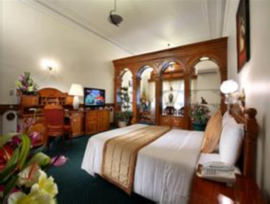 Hình 2 5 Phòng Continental Suite Phòng Executive Suite d iện tích bình quân 80m 2 4