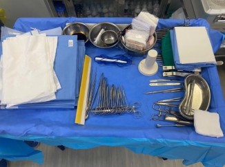 Hình 2 3 Bộ dụng cụ phẫu thuật tim hở Aesculap Nguồn Trung tâm tim mạch 3