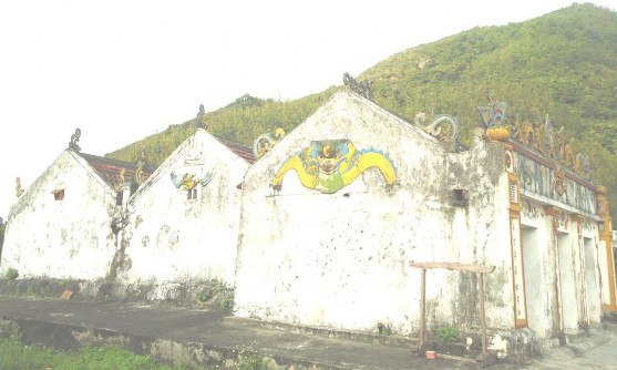 7 2 4 Đền Chế Thắng phu nhân Nguyễn Thị Bích Châu đền Eo Bạch xã Kỳ 10