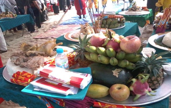 7 4 1 Lễ vật trong lễ hội đền Eo Bạch xã Kỳ Lợi thị xã Kỳ Anh Nguồn 17