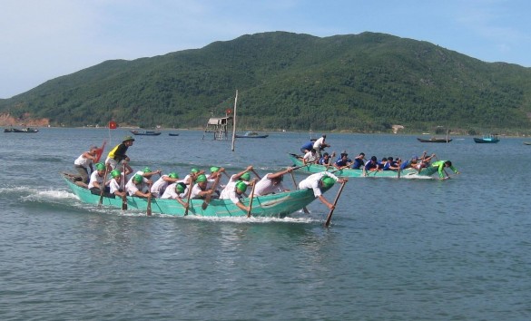 7 5 3 Đua thuyền trong lễ hội đền Lê Khôi xã Mai Phụ huyện Lộc Hà Nguồn 5