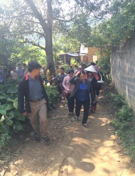 Ảnh 16 Đoàn đưa đón dâu vào nhà trai Nguồn Vũ Thị Uyên chụp tại xã Ba Vì 10