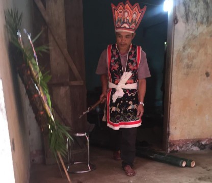 Ảnh 78 Xua đuổi các ma xấu làm hại ma người chết Nguồn Vũ Thị Uyên chụp 8