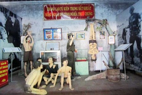 Ảnh 7 Mô hình cảnh giam cầm tra tấn dã man trong nhà tù Phú Quốc tại Bảo tàng 10