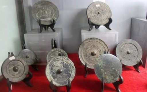 Ảnh 24 Sưu tập hiện vật tiêu biểu trưng bày tại bảo tàng Cổ vật Hoàng Long 14