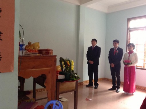 Ảnh 6 Cô dâu chú rể làm lễ gia tiên tại nhà chồng Nguồn Tác giả chụp 6