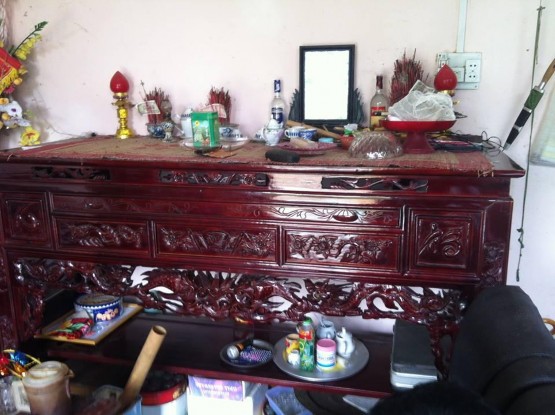 Ảnh 10 Bàn thờ của người Mường tại xóm Ải xã Phong Phú huyện Tân Lạc 4