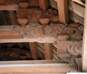 A 18 Kết cấu và điêu khắc trên khung gỗ mái chùa Phụ lục 6 Một số pho 5