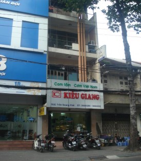 Ảnh 1 Nhà hàng Kiều Giang 1 Ảnh 2 Nhà hàng Kiều Giang 2 Ảnh 3 Nhà hàng Kiều 1