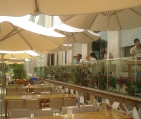 Ảnh 9 Khu vực hàng lang Ảnh 10 Khu vực PV trà – cafe Ảnh 11 Phòng ăn gia đình 9