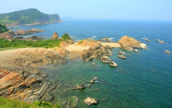 Bãi đá Feralit Khu dịch vụ hậu cần nghề cá Tàu ra đảo Cô Tô Một số hoạt 21