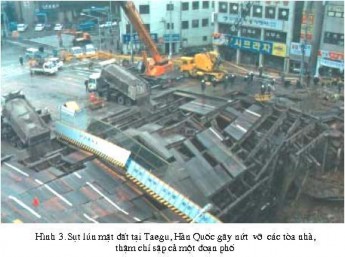 Khi xây dựng tuyến tàu điện ngầm ở Taegu đ gặp phải tai nạn nghiêm trọng 2
