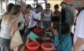 5 Dịch vụ tiệc đêm tại các hang động bãi cát Tại hang Thầy hang Cặp La 13