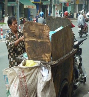 Ảnh chụp tại đường Trần Hưng Đạo Q 5 3 2011 Ảnh chụp tại đường Đinh 1