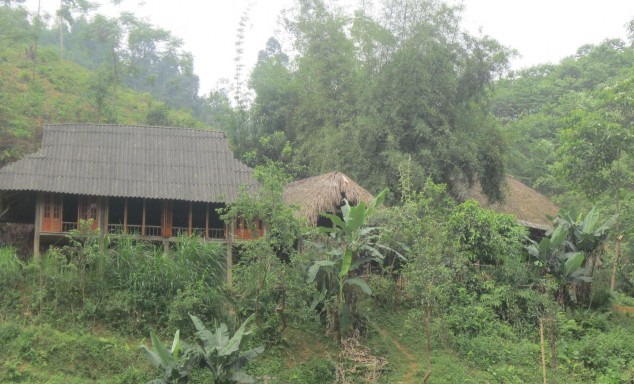 H2 Nhà ở của người Dao Quần Trắng Ảnh Đỗ Văn Kiên H3 Trường tiểu học 4