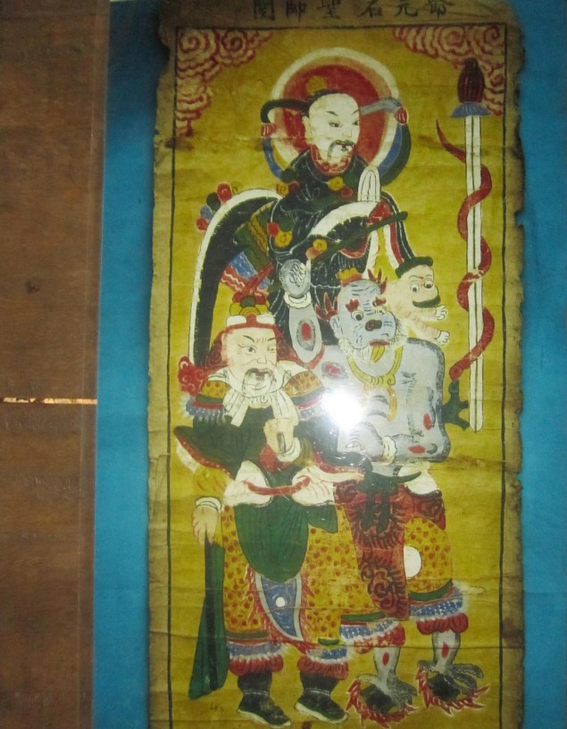 H14 Tranh thánh dùng trong lễ cấp sắc Ảnh Đỗ Văn Kiên H15 Lễ đám chay 7